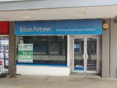 Retail premises to let in Allhallows, Bedford