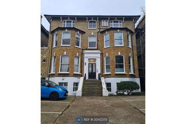 Thumbnail Flat to rent in Charlton Road, London