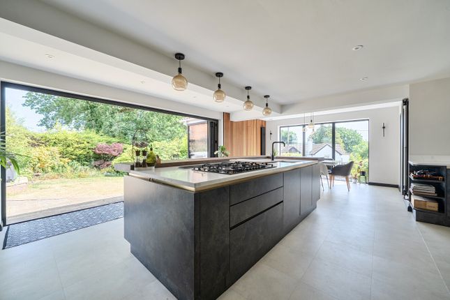 5, Darleydale Close, Sandhurst photo 2