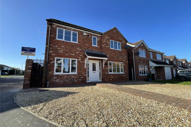 Thumbnail Detached house for sale in Fields End., Ulceby.