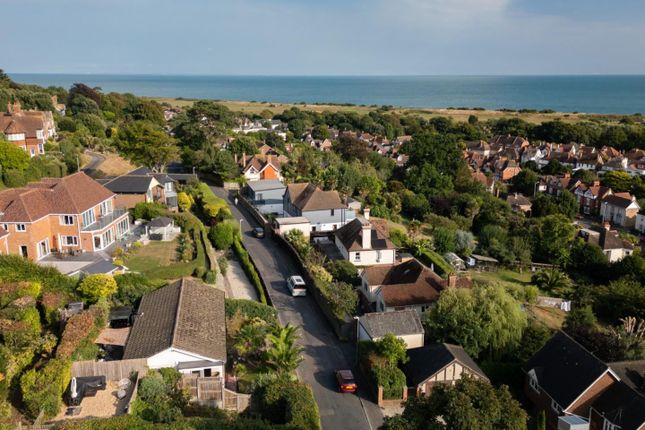 The Annexe, 5A, Cannongate Avenue, Hythe photo 2