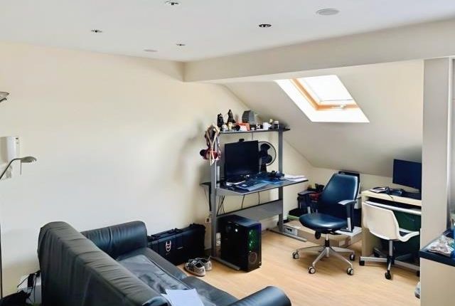 6a, Bradstocks Way, Abingdon photo 2