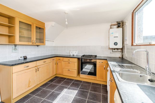 6, Gainsborough Close, Southampton photo 2