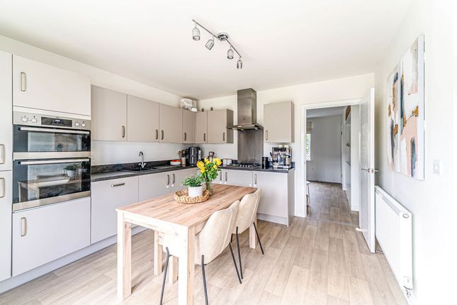 7, Oterhampton Gardens, Weston-Super-Mare photo 3