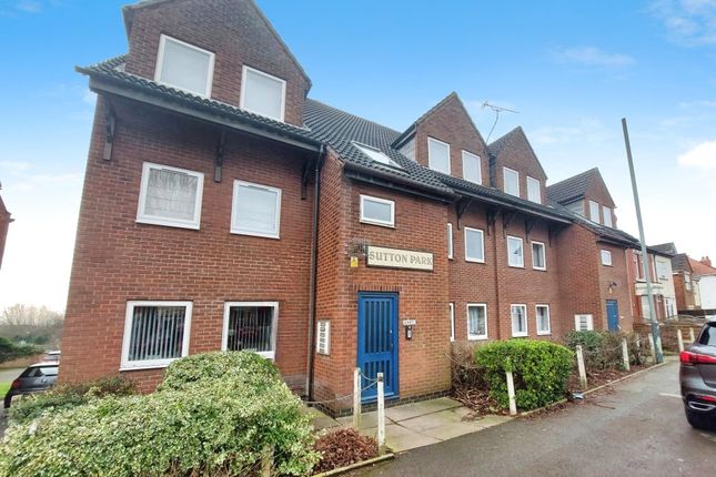 Flat for sale in Flat 4, Sutton Park, Camp Hill Road, Nuneaton, Warwickshire