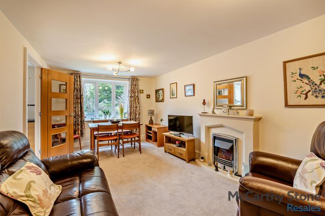 12 Clover Leaf Court, Ackender Road, Alton photo 2