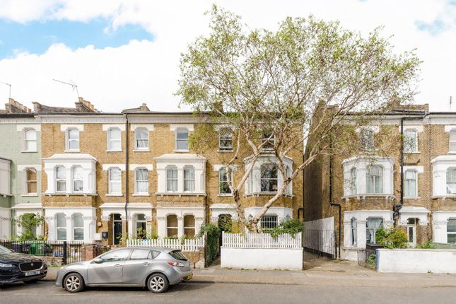 7, Frithville Gardens, London photo 2