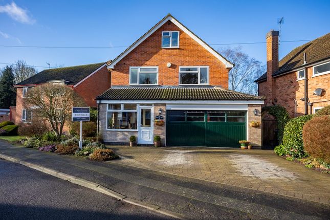 Thumbnail Detached house for sale in Grangefields Drive, Rothley, Leicester
