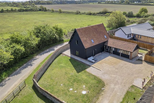 3-bed house on Oakgrove Barn, Barrells Road, Bury St. Edmunds, £745,000