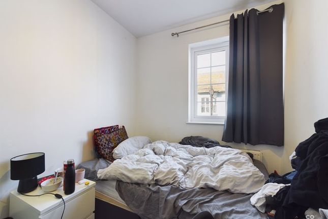 Terraced house to rent in Coleman Street, Brighton