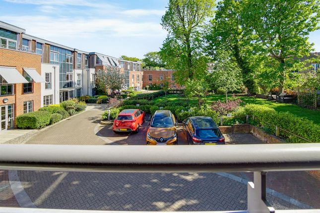14 Liberty House, 246 Kingston Road, London photo 4