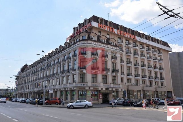 Thumbnail Retail premises for sale in Bulevardul Republicii 1, Ploiești, Romania, Ploiesti, Prahova, Ro