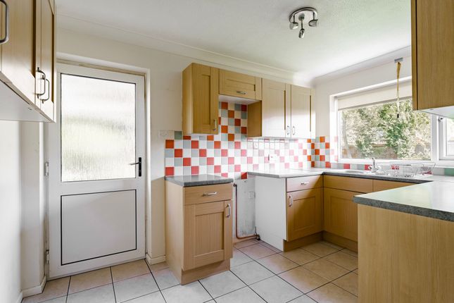 7 Brook Grove, Dereham photo 3