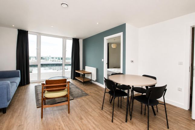 The Almere B01, Plot 1, Avebury Boulevard, Milton Keynes photo 5
