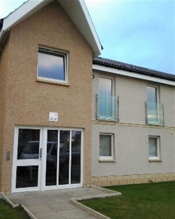 Thumbnail Flat to rent in Old Bar Road, Nairn, Highland