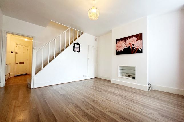 2, Orpington photo 3