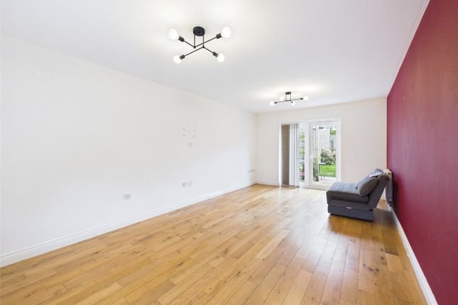 21, Long Barton Avenue, Devon photo 3