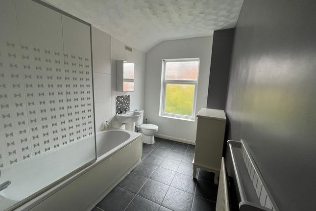 61 Warwick Street, Leicester photo 4