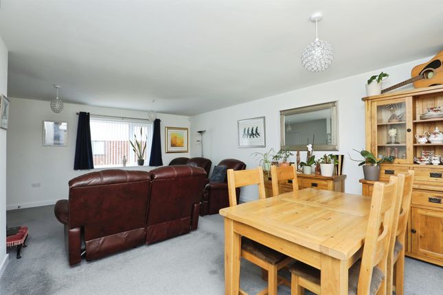 6, Greyling Way, Swaffham photo 3