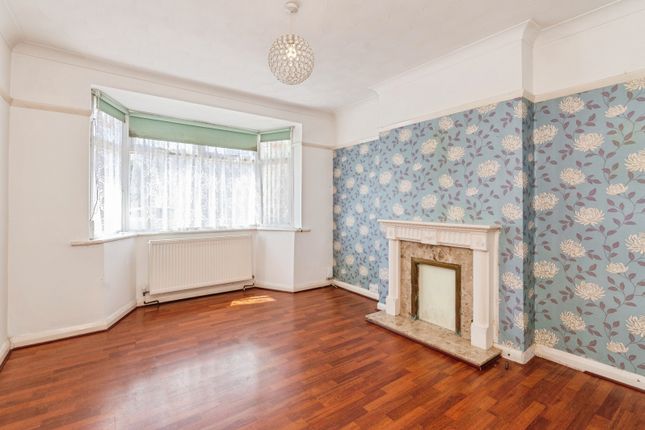 32, Elmtree Road, Essex photo 4