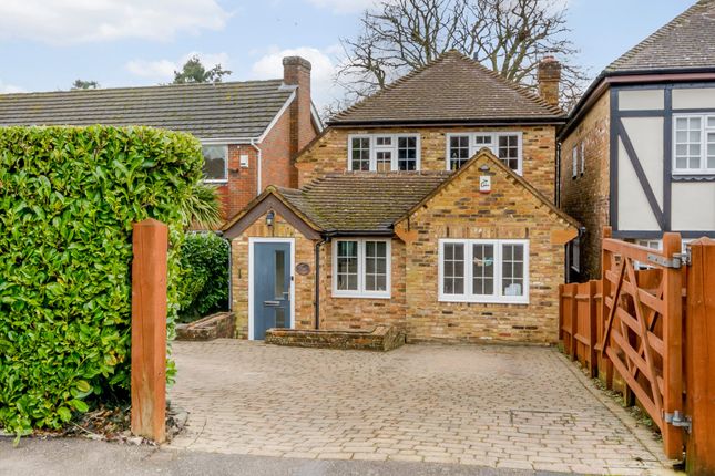 Thumbnail Detached house for sale in Woodside Avenue, Amersham