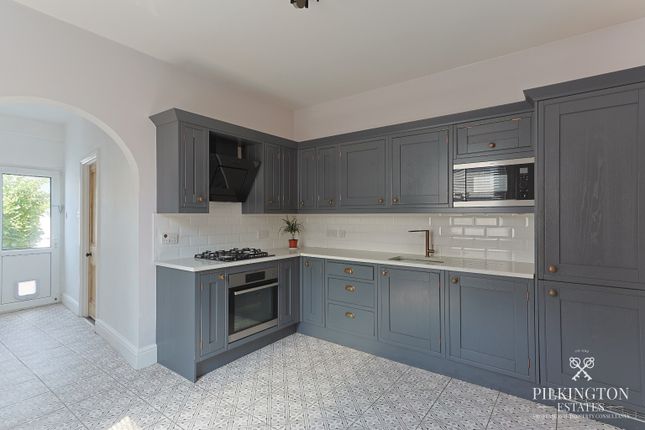 1 Lorrimore Avenue, Plymouth, Devon photo 2