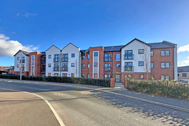 Flat for sale in Bewick Avenue, Topsham, Exeter