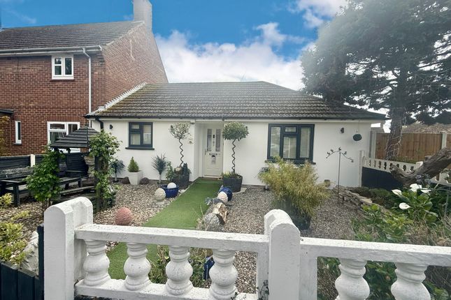 36, Morton Crescent, Great Yarmouth photo 3