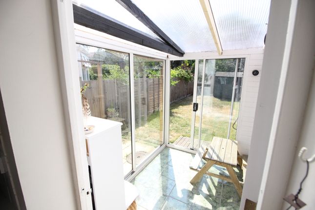 17, Hambleton Close, Worcester Park photo 4