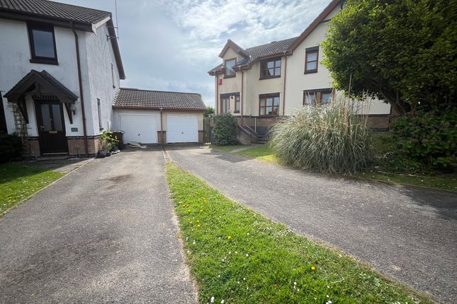 84, Meadowside, Newquay photo 2