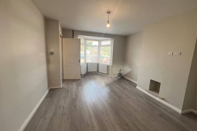 92 Sandmere Road, Yardley Wood, Birmingham photo 5