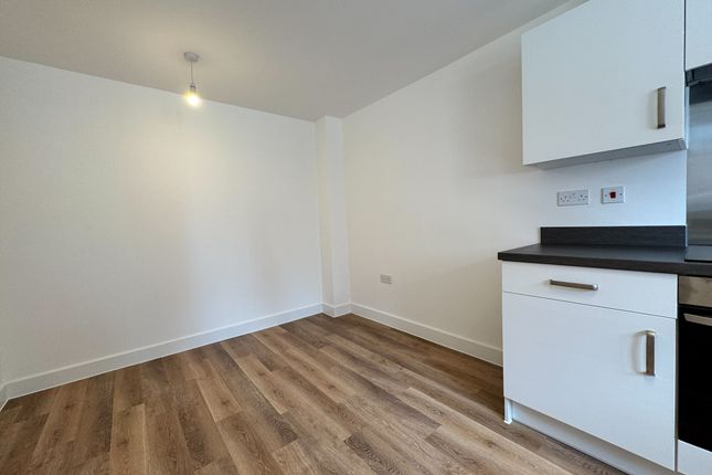 5, Durleigh Avenue, GRANTHAM photo 4