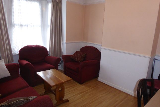 56, Blenheim Road, Reading photo 3