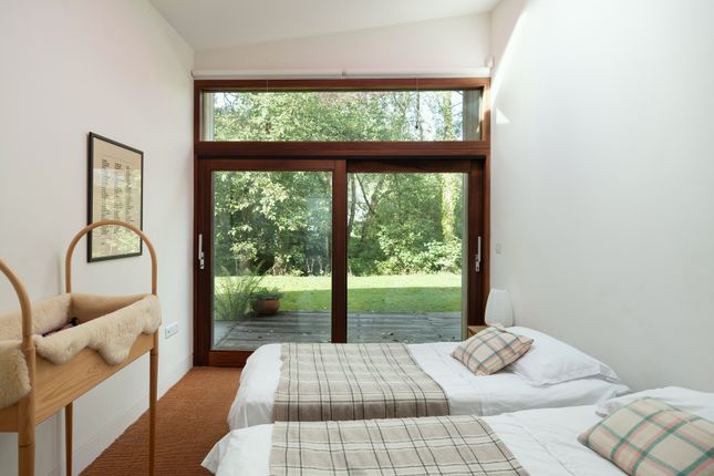 236651 - Ty-Hedfan-Tmh-33.Jpg