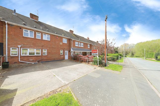 Town house for sale in Kingsley Avenue, Tettenhall Wood, Wolverhampton