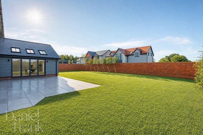 Plot 3, Meadow View, Epping Lane, Stapleford Tawney photo 4