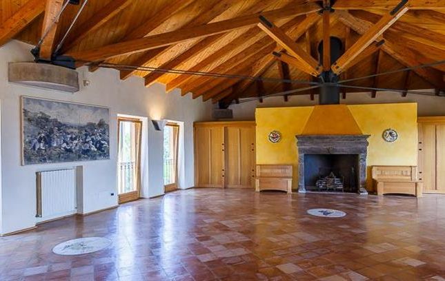 Property for sale in Southern Marche, Umbria, Italy