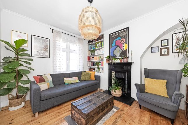 Thumbnail Maisonette for sale in Brockley Road, Brockley, London