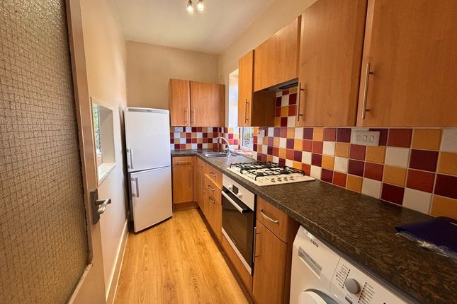 5 Eclipse House, 128, London Road, Redhill photo 3