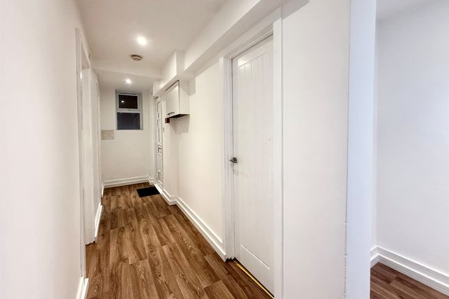 37b, Silverdale Road, Eastbourne photo 3