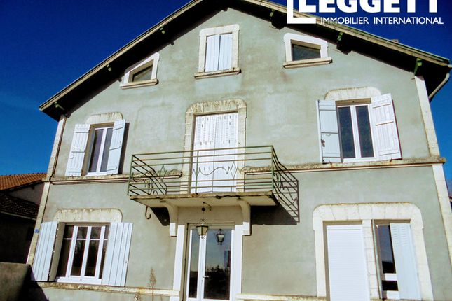 Thumbnail Villa for sale in St Severin, Charente, Nouvelle-Aquitaine