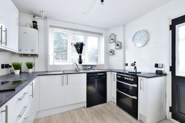 Semi-detached house for sale in Broomfield Rise, Abbots Langley