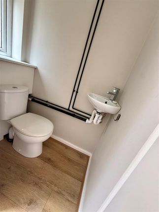 17, Crawshaws Road, Birmingham photo 5