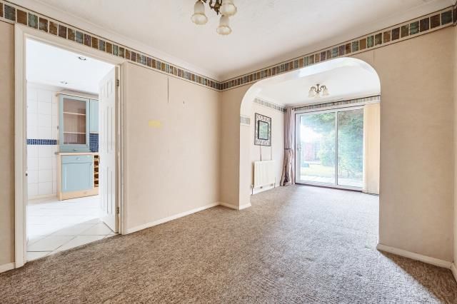 10, Mowbray Road, Aylesbury photo 4