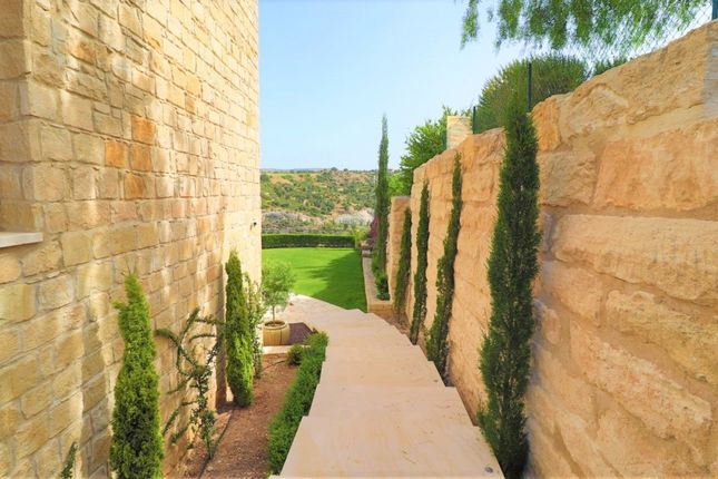 Villa for sale in Aphrodite Hills, Pafos, Cyprus