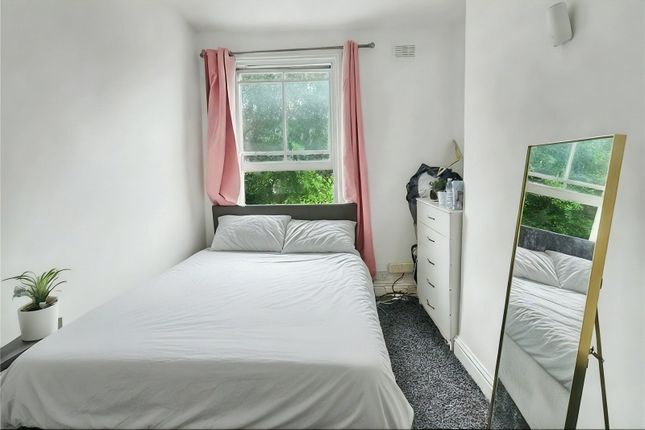 413B, Hornsey Road, London photo 2