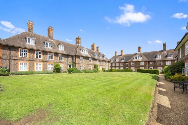 Bigwood Court, Bigwood Court, Hampstead Garden Suburb photo 4