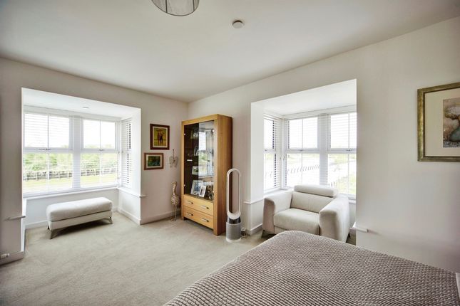 End terrace house for sale in Waterman Way, Wouldham, Rochester