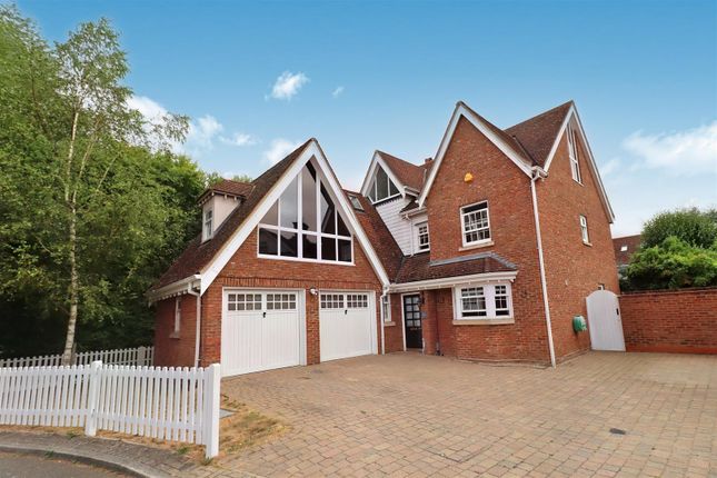 Thumbnail Detached house for sale in Petworth Close, Great Notley, Braintree