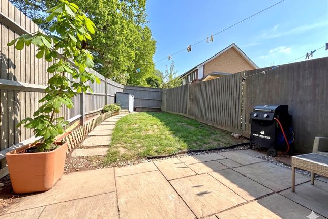 11, Wells Close, Whiteley photo 2